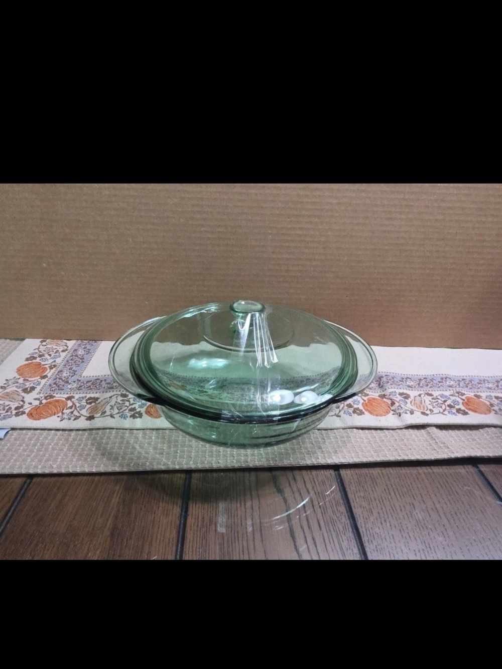Anchor Hocking Casserole Dish Ovenware Green Glass 9" 2 QT w/ Lid
